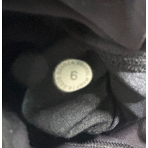 Lululemon Womens Black High-Waist Yoga Crop Pants Size 6 Stretchy Activewear - Picture 4 of 7